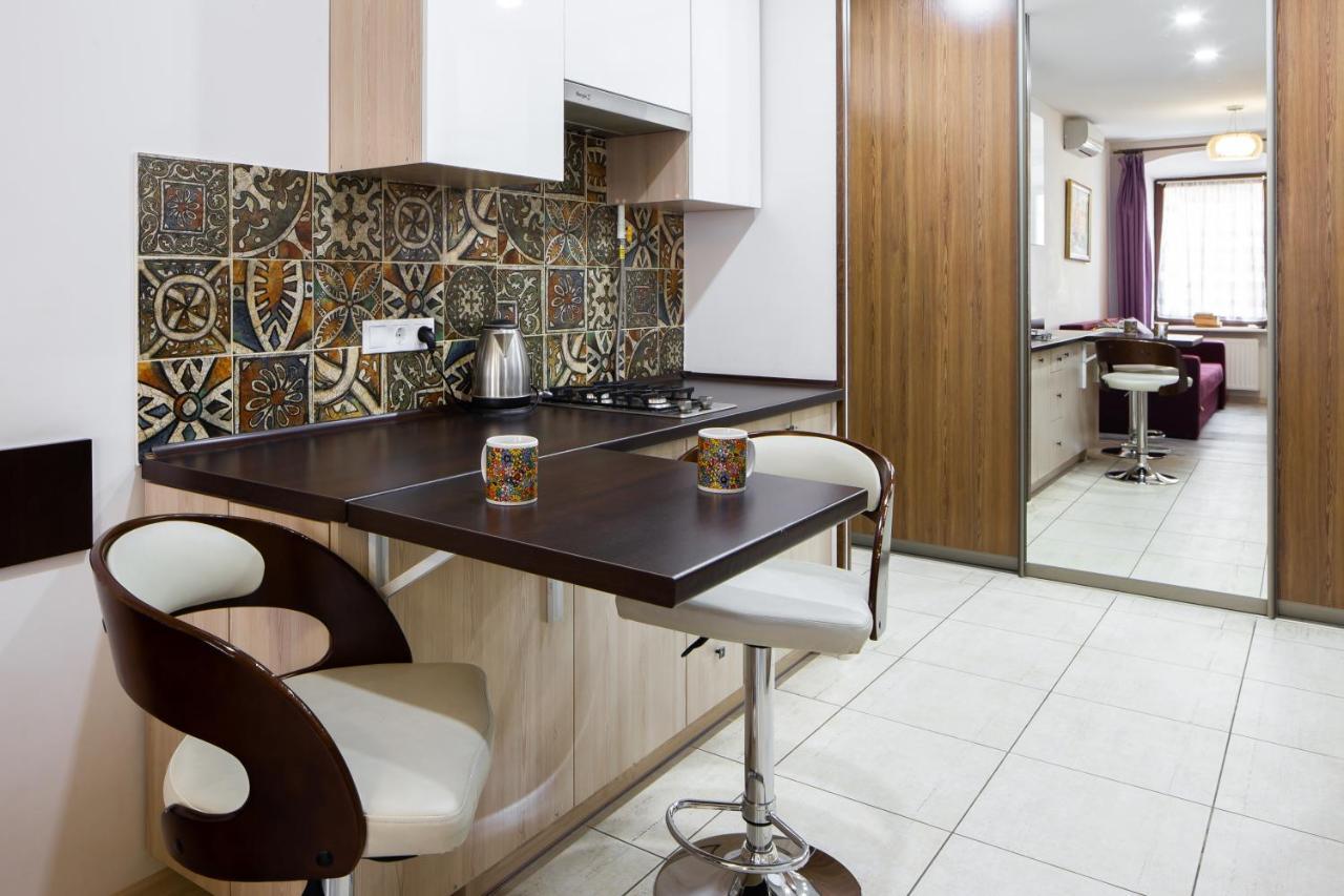 Lion King Krakivska Apartamento Lviv Exterior foto