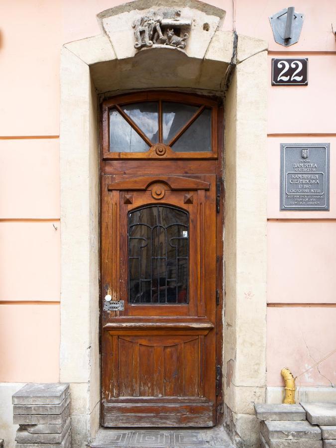 Lion King Krakivska Apartamento Lviv Exterior foto